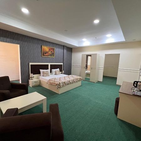 Center Khagani Hotel Baku Eksteriør billede
