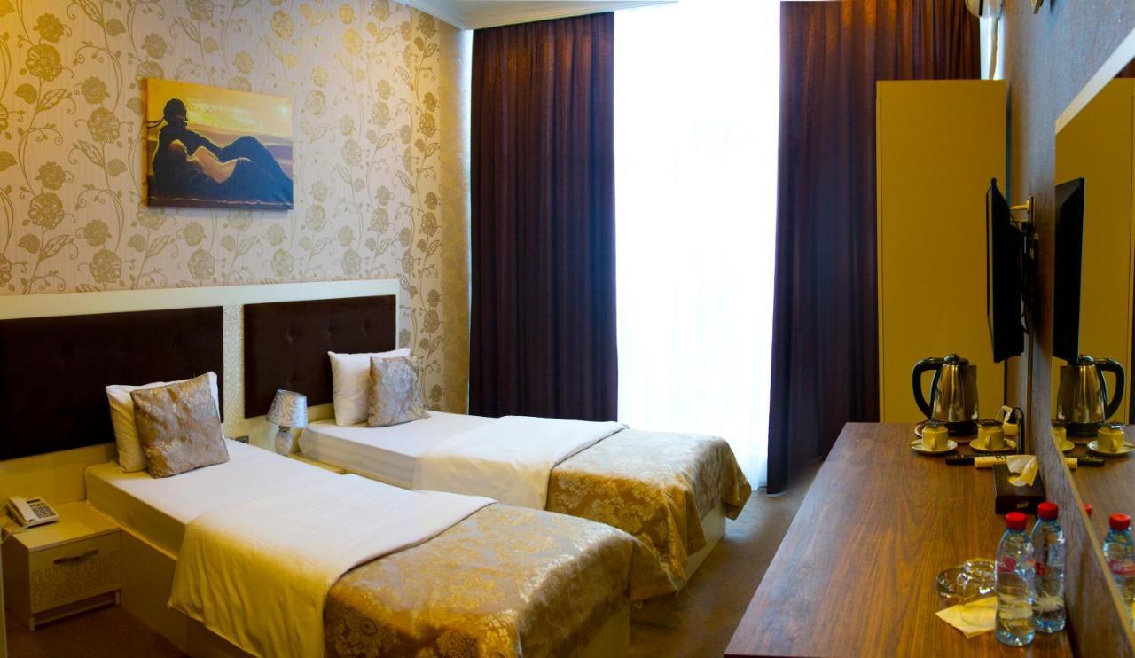 Center Khagani Hotel Baku Eksteriør billede