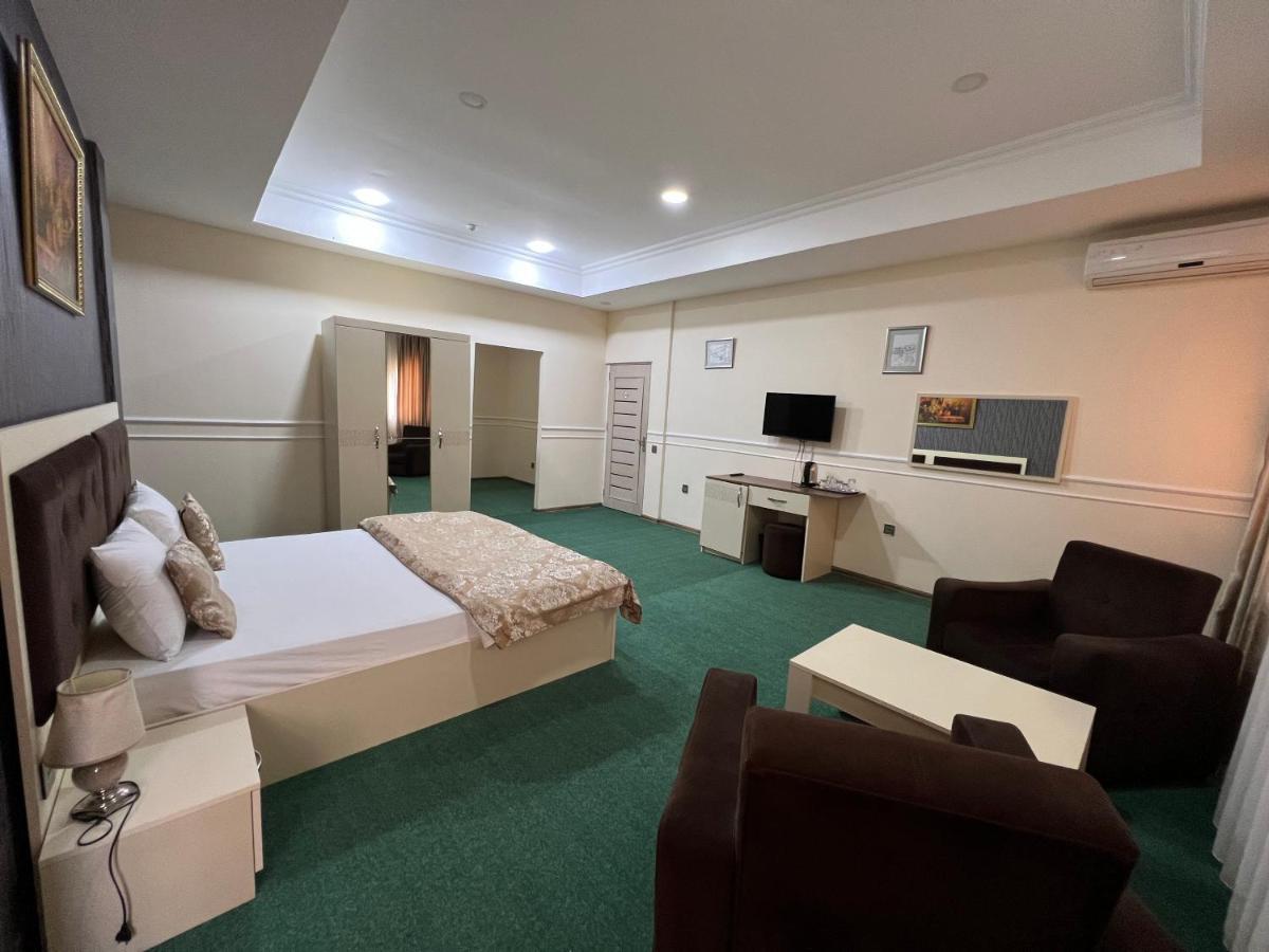 Center Khagani Hotel Baku Eksteriør billede