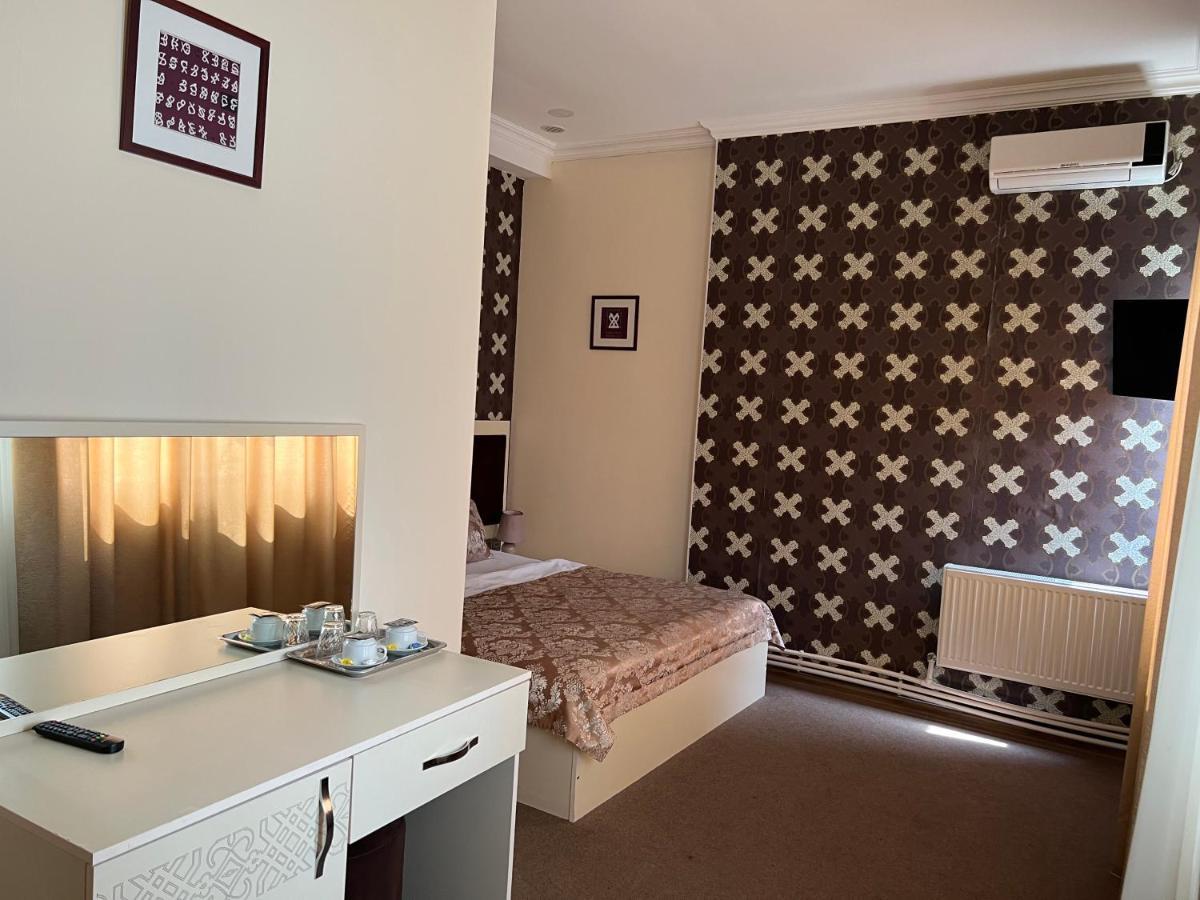 Center Khagani Hotel Baku Eksteriør billede