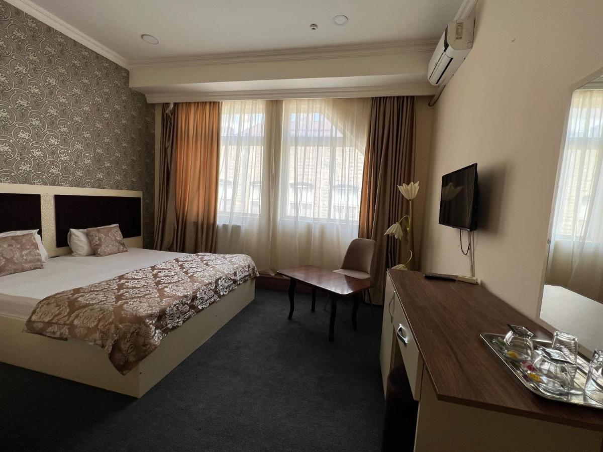 Center Khagani Hotel Baku Eksteriør billede